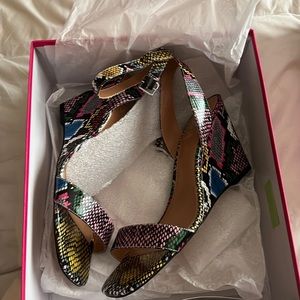 Brand New Vince Camuto Wedges